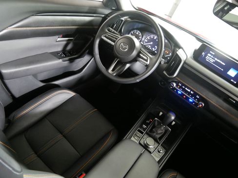 Certified 2025 MAZDA CX-50 AWD 2.5 Turbo w/ Premium Pkg image 9