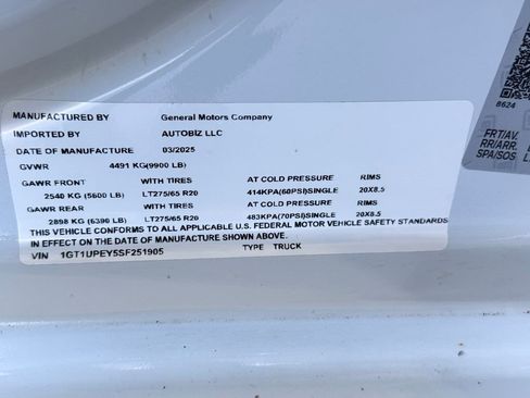 Certified 2025 GMC Sierra 2500 AT4 AWD/4WD image 10