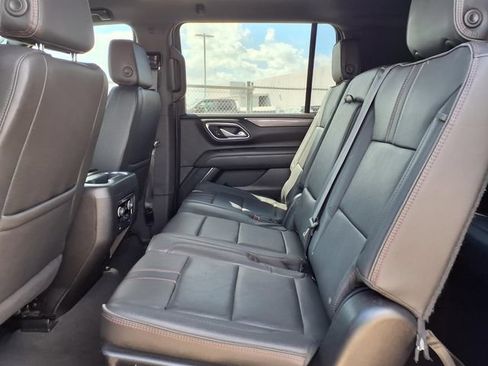 Used 2024 Chevrolet Suburban RST RWD image 22