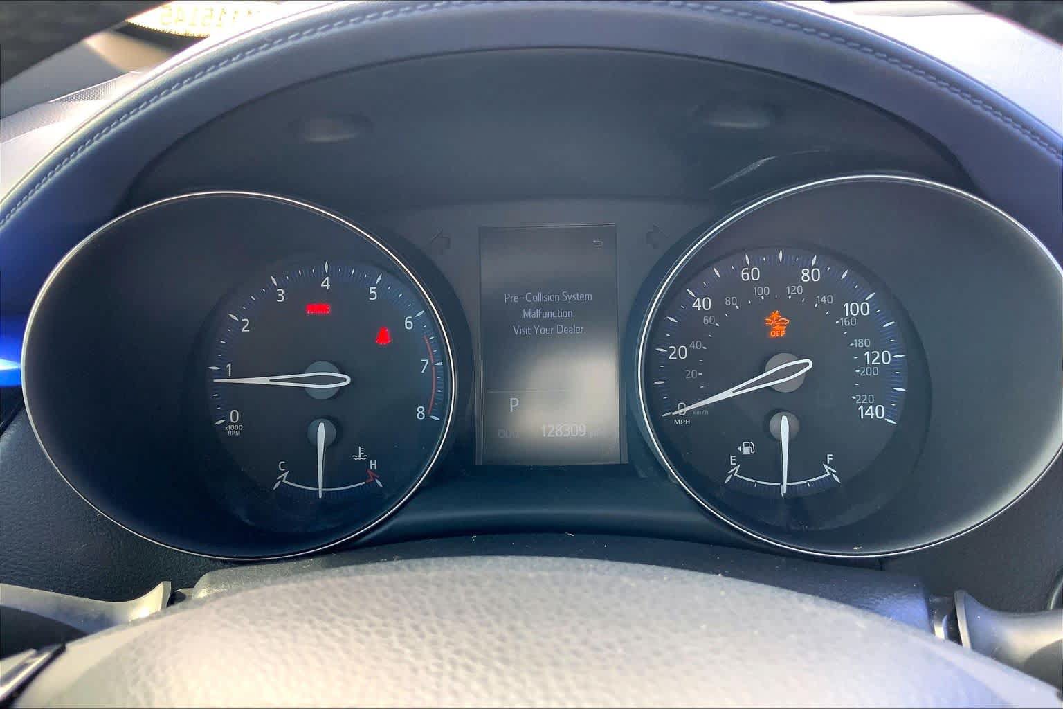 Used 2021 Toyota C-HR XLE FWD image 25