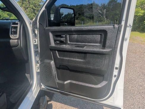 Used 2024 RAM 2500 Tradesman AWD/4WD image 9