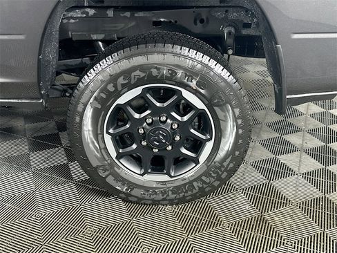 New 2025 RAM 2500 Laramie image 17