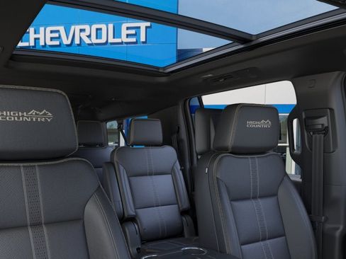 New 2026 Chevrolet Suburban High Country AWD/4WD image 24