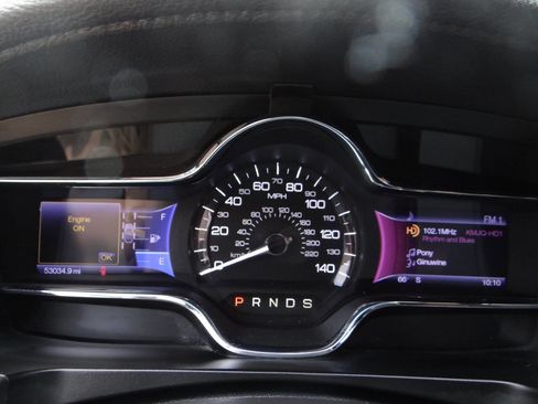 Used 2013 Lincoln MKS AWD image 15