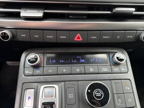 Used 2023 Hyundai Palisade Limited FWD image 31