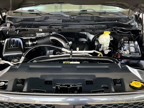 Used 2017 RAM 1500 Express AWD/4WD image 26