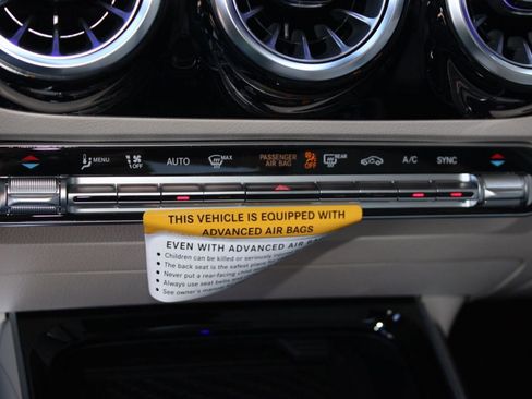 New 2026 Mercedes-Benz GLA 250 4MATIC image 17