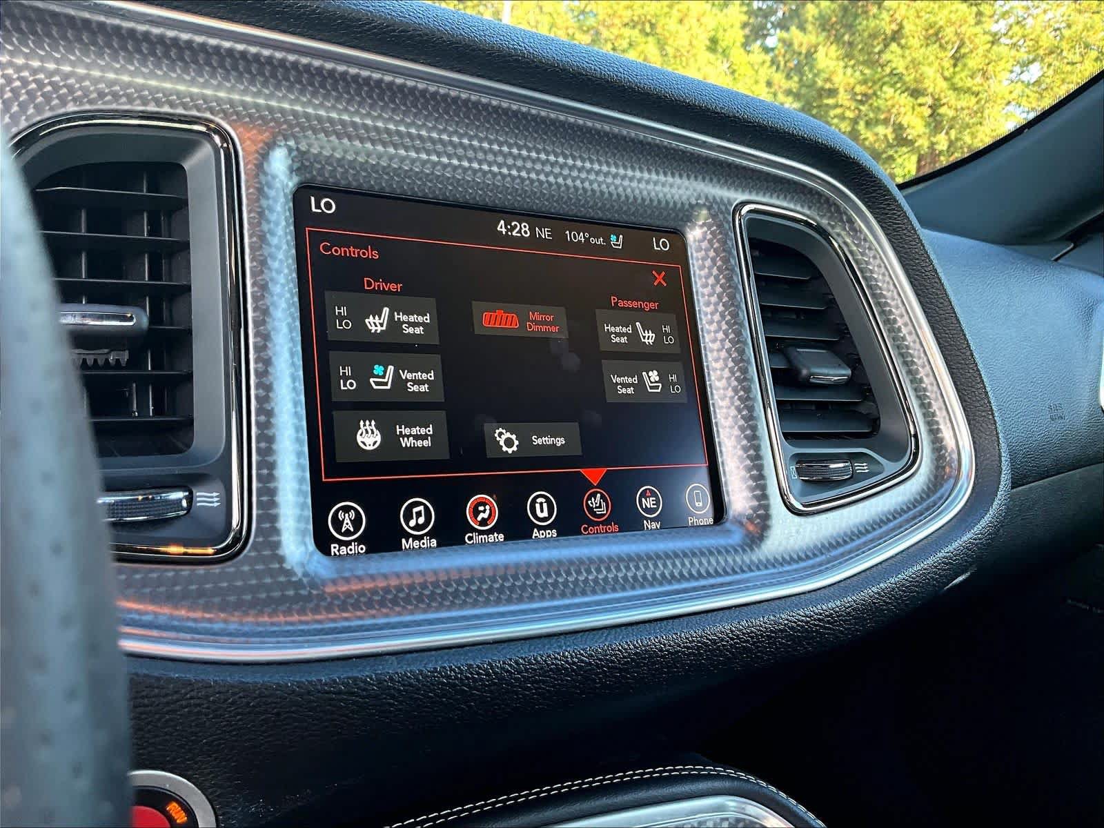 Used 2017 Dodge Challenger SRT Hellcat RWD image 39