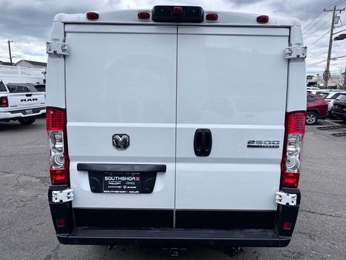 Used 2025 RAM ProMaster 2500 w/ Quick Order Package 22G SLT FWD image 6