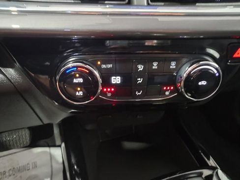 Used 2025 Chevrolet Trax ACTIV w/ Driver Confidence Package FWD image 15