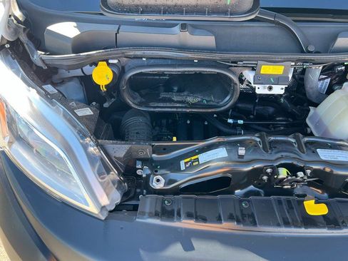 Used 2024 RAM ProMaster 2500 image 40