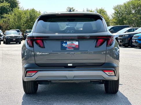 Used 2025 Hyundai Tucson SEL FWD image 14