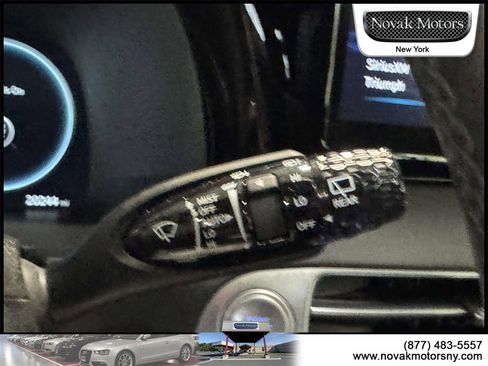 Used 2024 Hyundai Palisade Calligraphy image 18