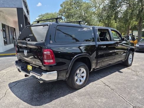 Used 2019 RAM 1500 Laramie AWD/4WD image 5