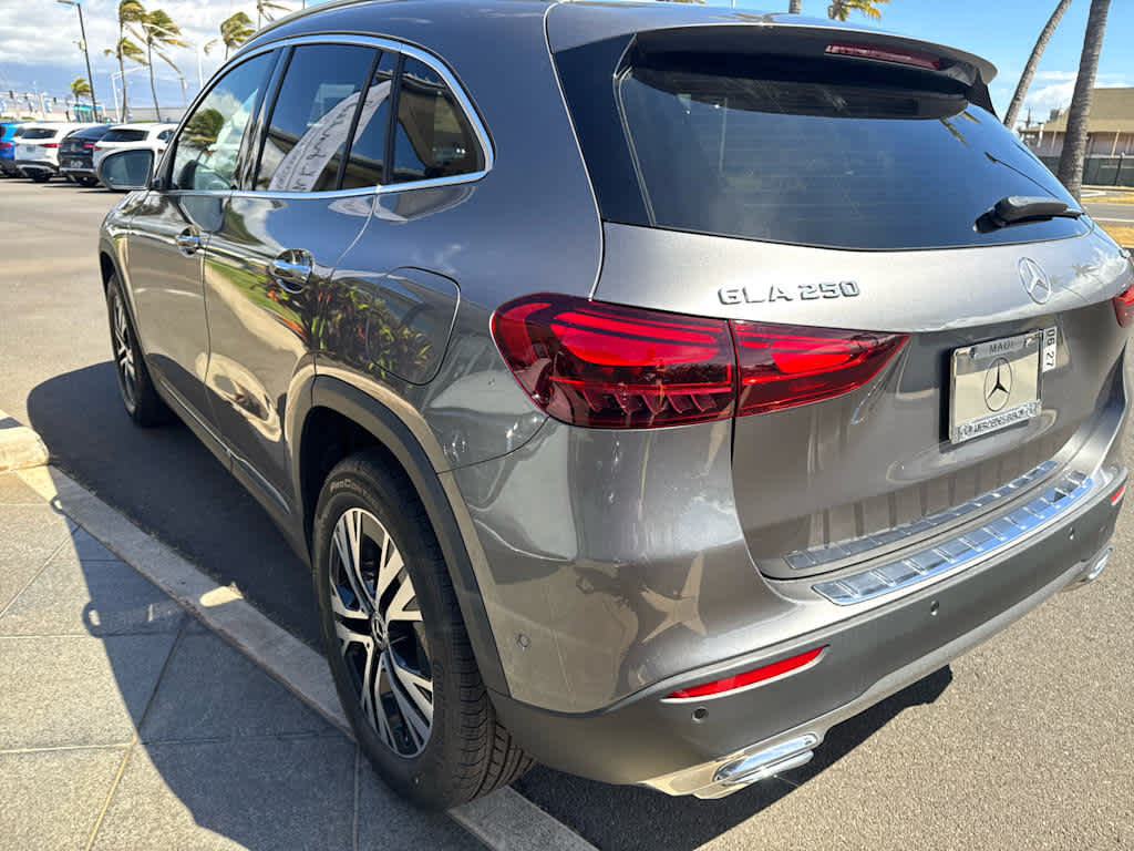 Used 2025 Mercedes-Benz GLA 250 4MATIC image 6