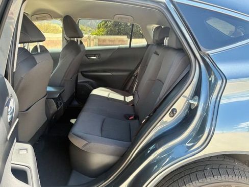 Used 2024 Toyota Venza LE AWD/4WD image 18