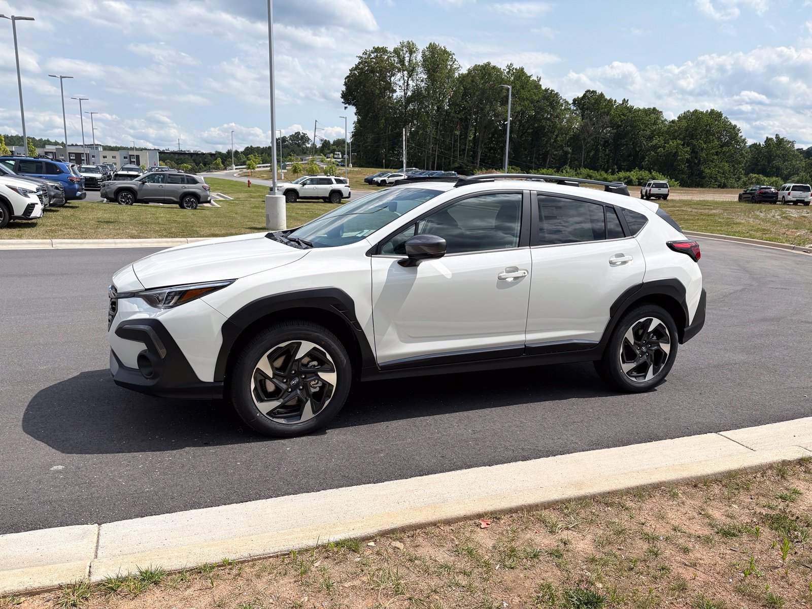 New 2026 Subaru Crosstrek 2.5i Limited w/ Popular Package #3A AWD/4WD image 4