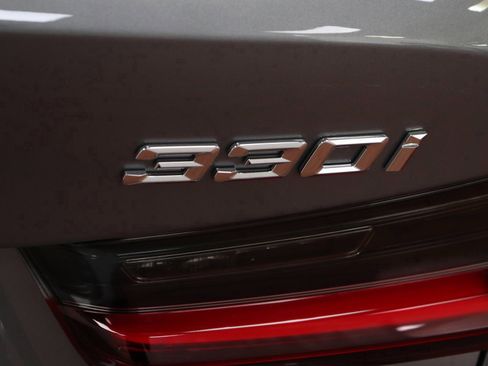 Used 2025 BMW 330i 330i w/ M Sport Package image 11