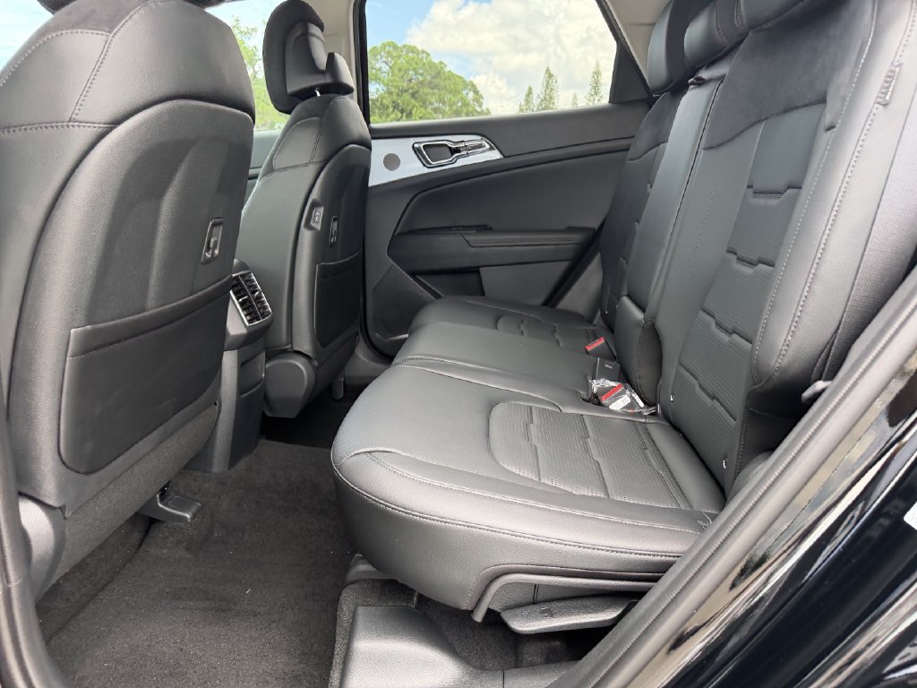 New 2027 Kia Sportage SX FWD image 20