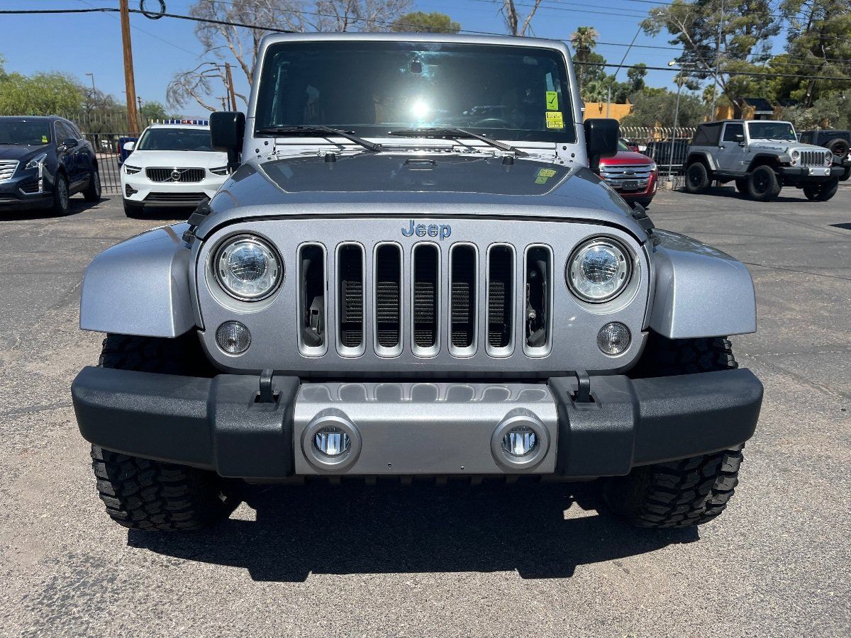 Used 2018 Jeep Wrangler Unlimited Sahara w/ Connectivity Group AWD/4WD image 12