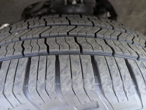 Used 2024 Jeep Wagoneer L Series II w/ Flexible Seating Group image 13