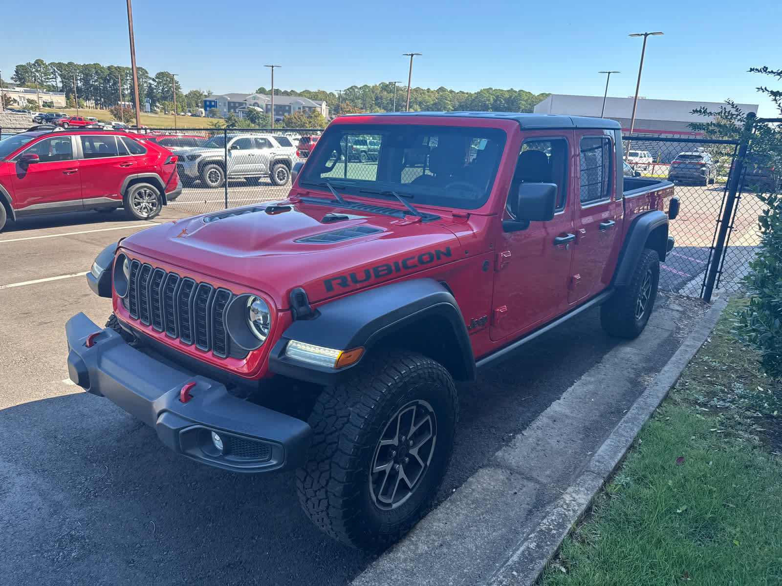 Used 2024 Jeep Gladiator Rubicon w/ Safety Group AWD/4WD image 2