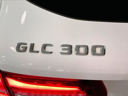 Used 2016 Mercedes-Benz GLC 300 4MATIC image 10