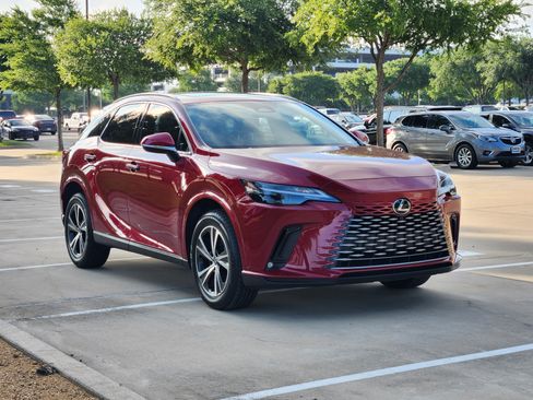 Used 2025 Lexus RX 350 Premium w/ Accessory Package (Z1) FWD image 2