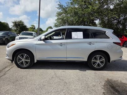 Used 2020 INFINITI QX60 Luxe w/ Essential Package