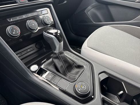 Used 2024 Volkswagen Taos S image 35