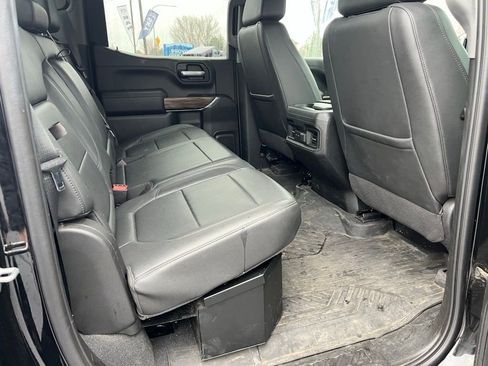 Used 2021 Chevrolet Silverado 1500 LT Trail Boss image 18