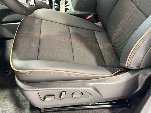 New 2026 GMC Canyon AT4 image 17