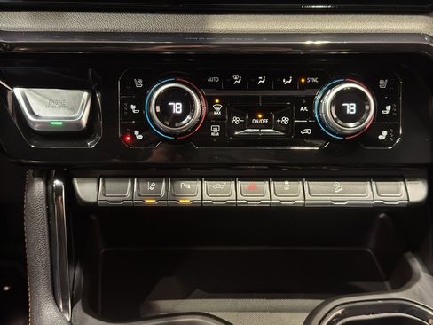 Certified 2024 GMC Sierra 2500 AT4 w/ AT4 Premium Plus Package image 36