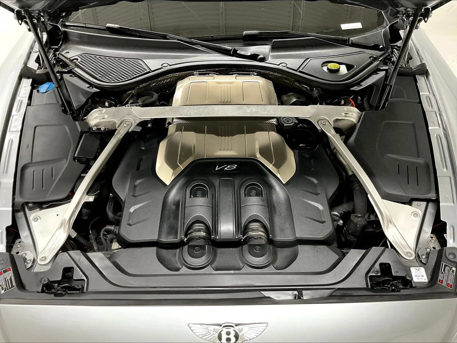 Used 2021 Bentley Flying Spur V8 AWD/4WD image 35