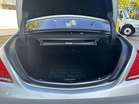 Used 2016 Mercedes-Benz S 550 Sedan image 40