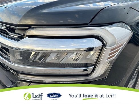 Used 2022 Ford Expedition Limited image 37