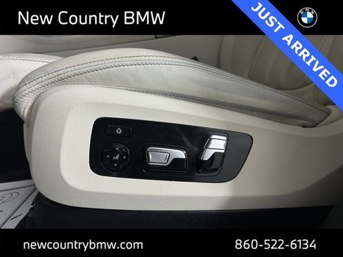 Used 2022 BMW X5 xDrive45e w/ M Sport Package image 14