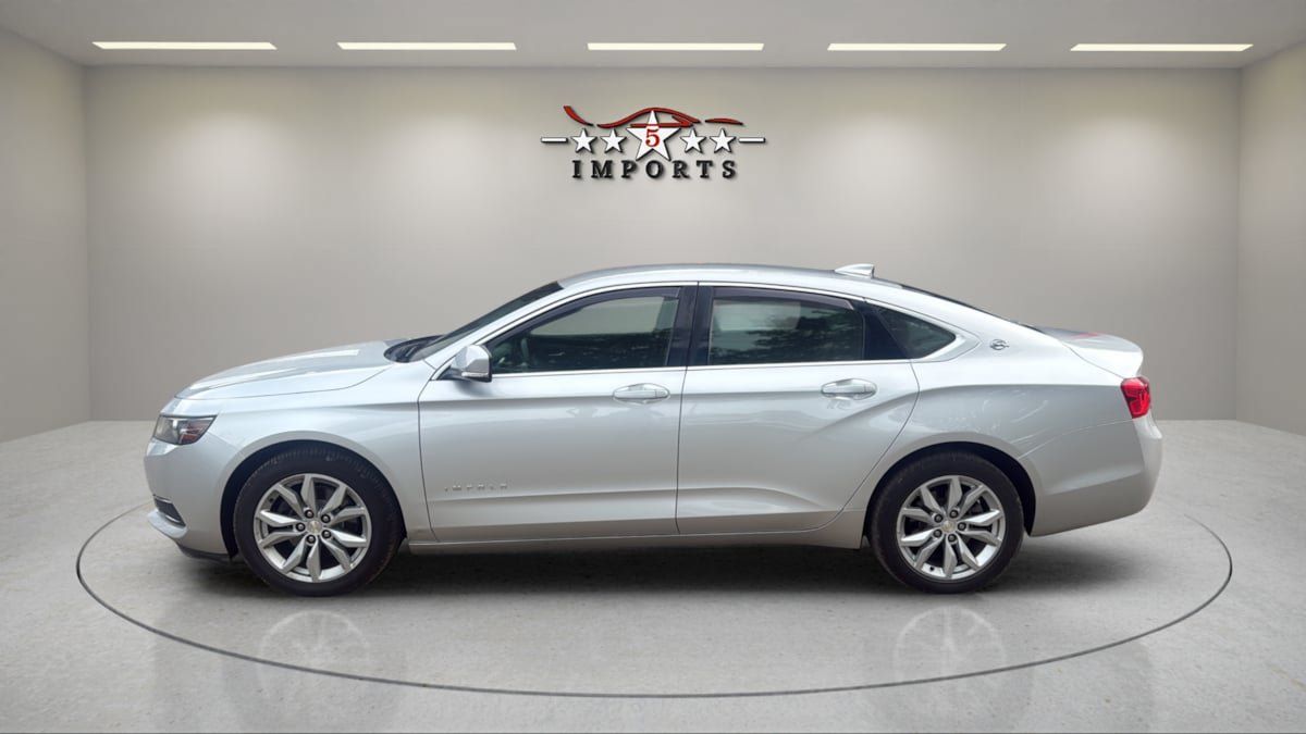 Used 2016 Chevrolet Impala LT FWD image 2