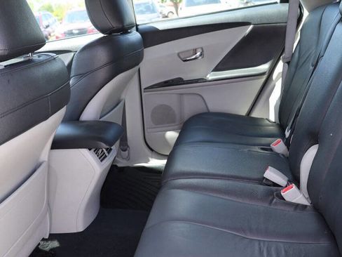 Used 2013 Toyota Venza LE AWD/4WD image 16