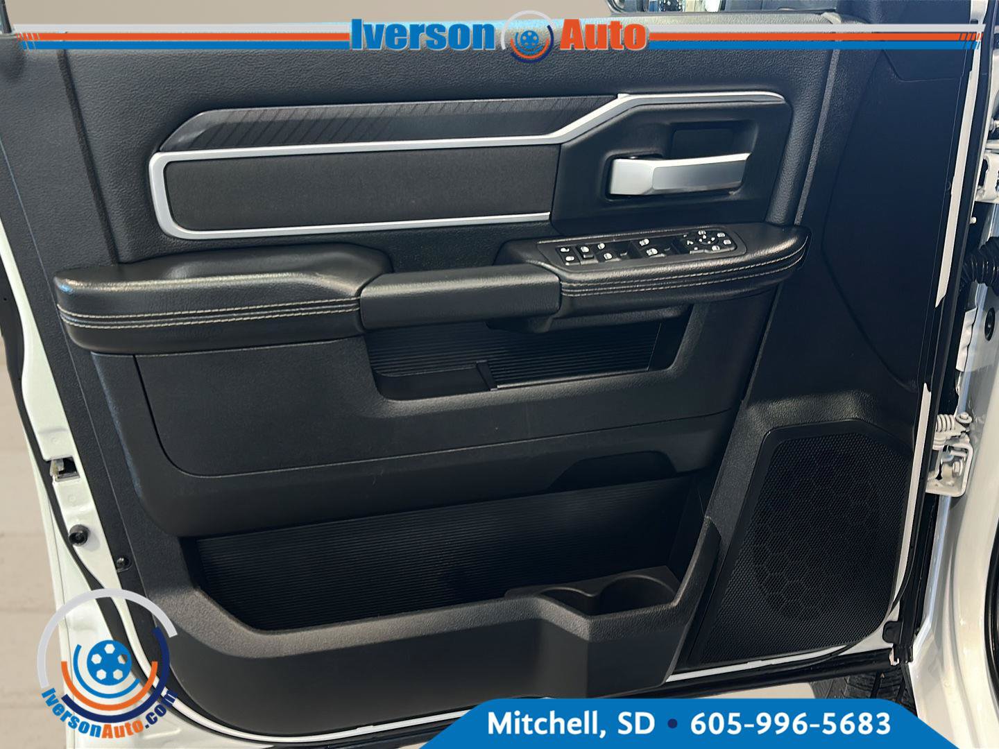 Used 2026 RAM 2500 Big Horn AWD/4WD image 13