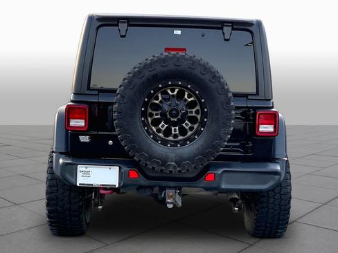 Used 2018 Jeep Wrangler Unlimited Rubicon AWD/4WD image 5