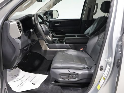 Used 2024 Toyota Tundra Limited w/ TRD Off-Road Package AWD/4WD image 8