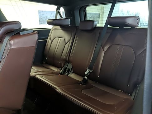 Certified 2022 Ford Expedition Max Limited image 19