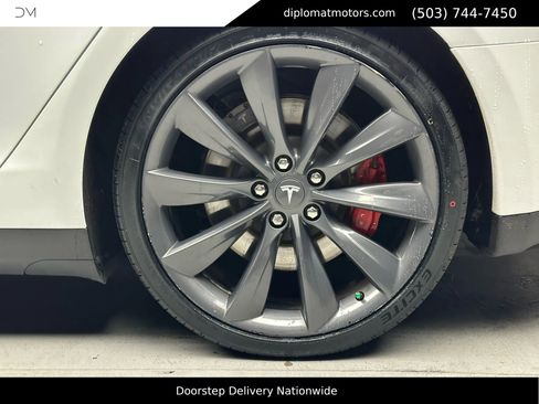 Used 2015 Tesla Model S P85D image 37