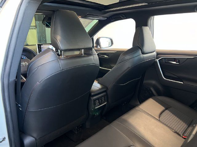 Used 2019 Toyota RAV4 XSE AWD/4WD image 29