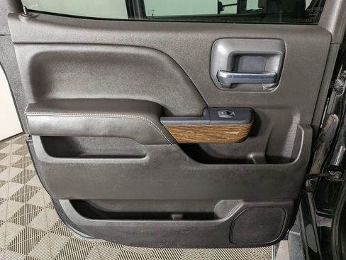 Used 2018 GMC Sierra 3500 Denali w/ Duramax Plus Package image 29