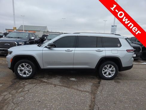 Used 2023 Jeep Grand Cherokee L Limited w/ Trailer Tow Group (B) image 2