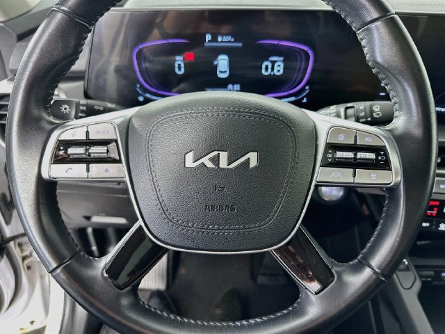 Used 2025 Kia Telluride S AWD/4WD image 22