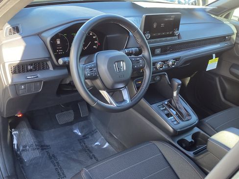 Certified 2025 Honda CR-V Sport image 14