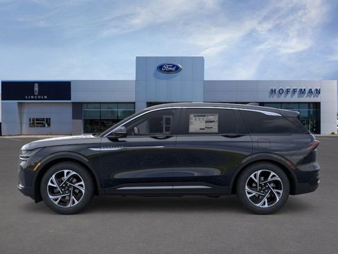 New 2026 Lincoln Nautilus Premier w/ Equipment Group 102A image 3